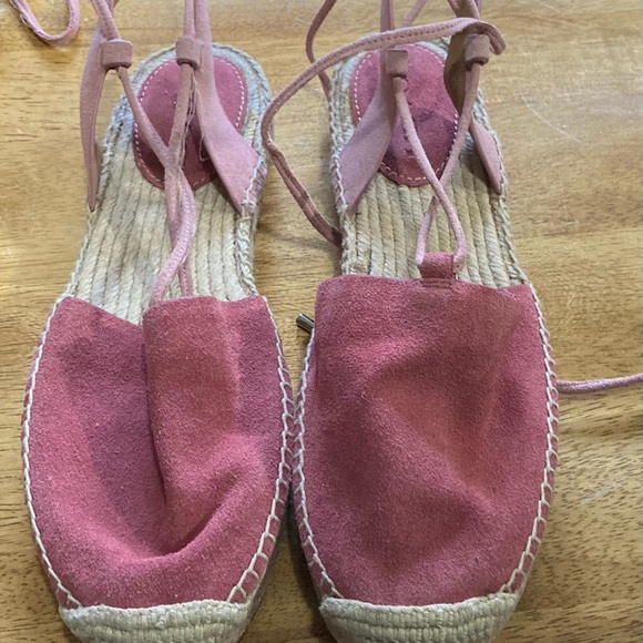 Coach sandals, size 9 color pink - Picture 1 of 5